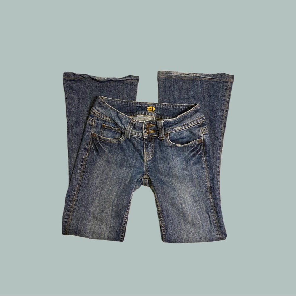 Vintage y2k dynamite low rise flare jeans